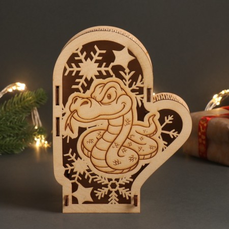 New Year's Basket-Warehouse "Snake and Snowflakes" 21x16x5 cm