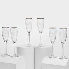 Set of glass glasses 