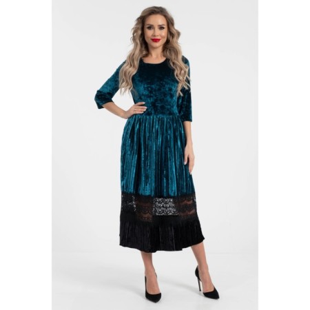 Women's dress, size 42, green color
