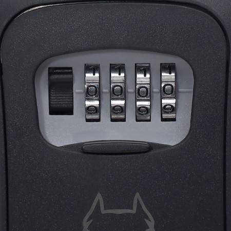 The keybox is wall -mounted with the “Watchman” code castle, 12 x 9.6 x 4 cm.-6