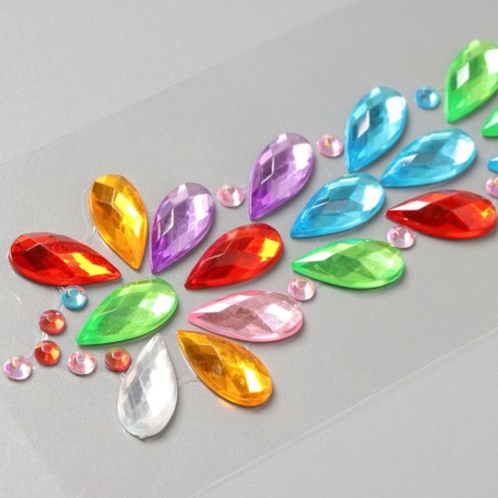 Stick plastic rhinestones "droplets. Bracelet" Color 25x8.5 cm-2