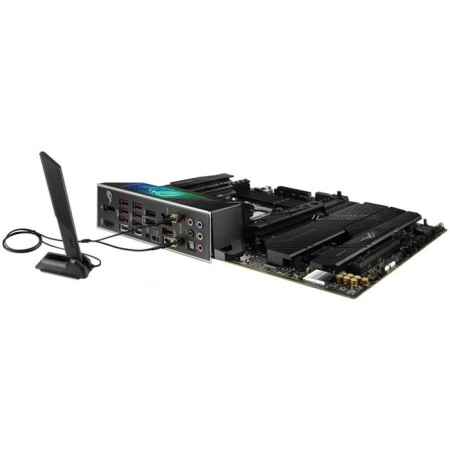 The ASUS Rog Strix X670-Fi Socketam5 AMD X670 4XDDR5 ATX AC`97 8c 107040-6