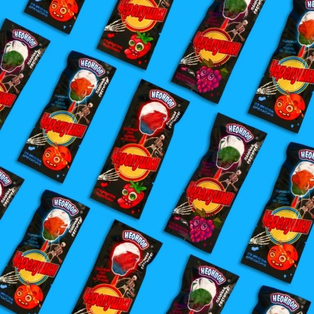 Lollice Caramel "Cherepushki", on a luminous stick, assorted 10 g-1