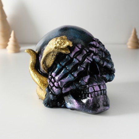 Polystone souvenir "Snake on the skull" 15x12.5x12 cm