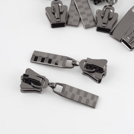 Automatic castle for lightning "Tractor", No. 8, 10 pcs, color black nickel