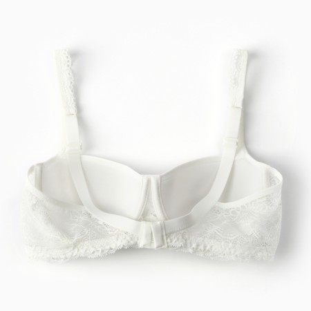 Women's bra, gloomy-white color, size 85c-4