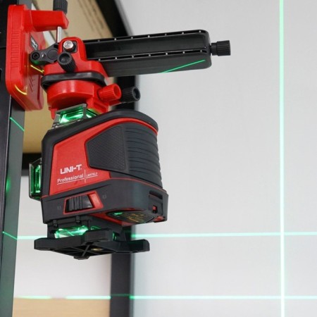Laser NII-T LM576LD 117441, 16 rays, 520 nm, ± 3 degrees, ± 0.3 mm/m, 30 m.-2