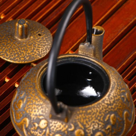 The teapot is a cast -iron shade “Wave. Ethno ", 300 ml, with sieve, bronze color-3
