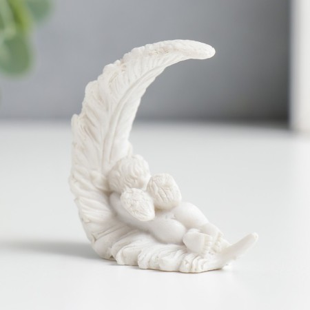 Souvenir Polystone "Sleeping Snowthrough Angel on the Fogger" 5.2x4.5x2.6 cm-2