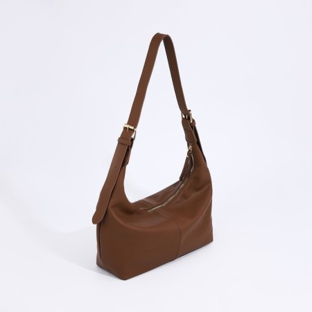Baget bag with zipper, the color is light brown-1