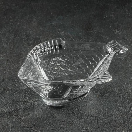 Fish salad, 21 × 16 cm