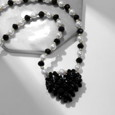 Crystal pendant with Mallorca, wicker heart, black and white color in gold