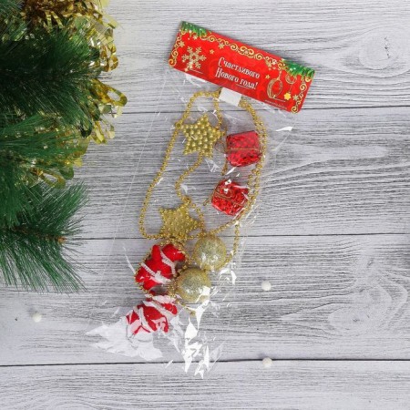 Beads for a Christmas tree 90 cm "Stars, balls, gifts" red-gold-1