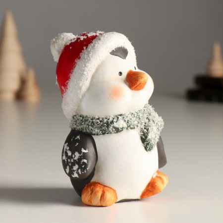 Souvenir Ceramics "Penguin in a hat and scarf" 9x7.5x11.5 cm-1