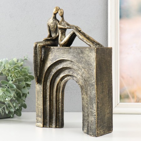 Polystone souvenir "Two on the arch" under metal 19.2x8.7x30.4 cm-5