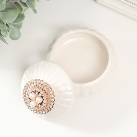 Coramics box "Circle with rhinestones and pearls" 7.7x7.7x6 cm-2