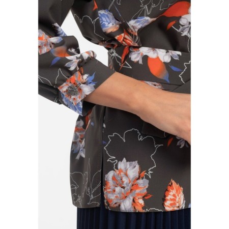 Female blouse, size 44-9