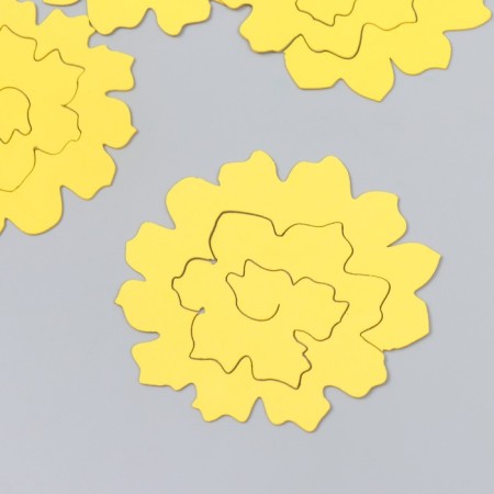 The workpiece of Foamiran "Flower Curly" 10x9.5 cm set 5 pcs. Ribbed yellow-1