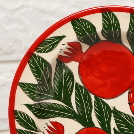 The plate of the Rishtan ceramics "Grenades", flat, 17 cm,-2