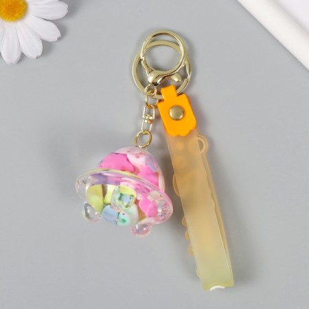 A plastic keychain with a carbine, a strap "Flying Base of a star" Water with decor1.8x5.3x5.6 cm-3