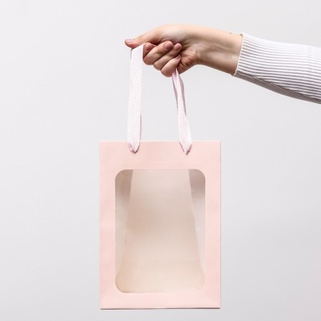Gift package, with a window, 25 x 18 x 13 cm, pink