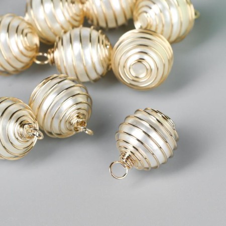 Decor for creativity Plastic "Pearl -pire with a loop" set 10 pcs d = 1.3 cm-1