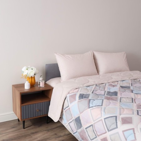 Set 1.5 joint venture: blanket 145x220 cm, sheet 150x220 cm, pillowcases 50x70 cm - 1 pcs