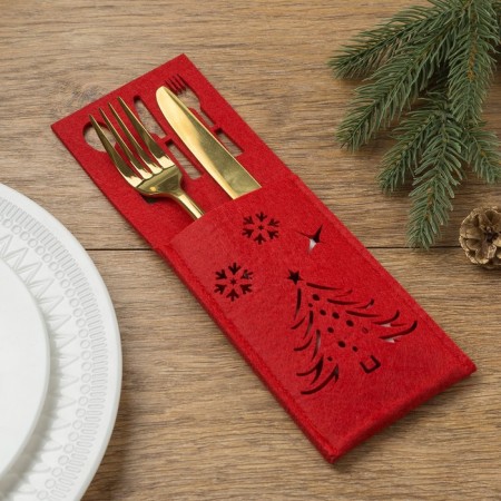 A set of envelopes for cutlery of the New Year's share, red color - 4 pcs.