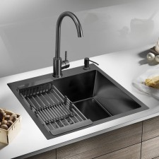 Kitchen sink 