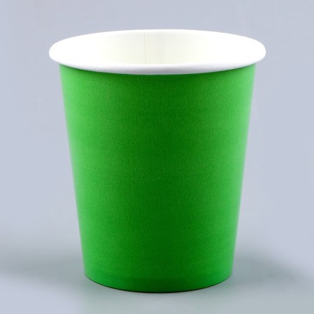 A set of paper utensils: 6 plates, 6 glasses, green color-7