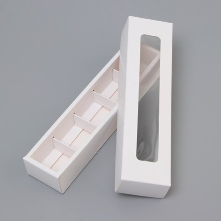 Box for 5 sweets with a shell, with a window, with thin dividers, white 21x5x3.3 cm-2