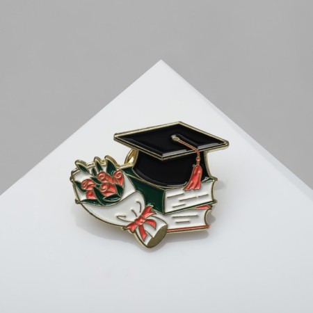 "Graduation" icon, color in gold-2