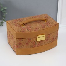 Casket to the leatherette for jewelry 