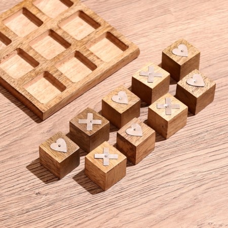 Game desktop "Cross-cuts" 12x12x3 cm, mane-5