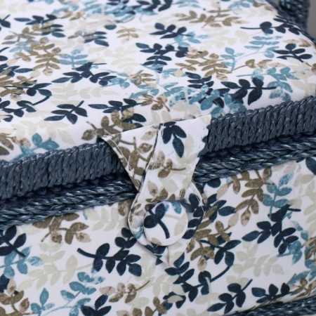 Casket for needlework "Little branches" 20x20x11 cm-1