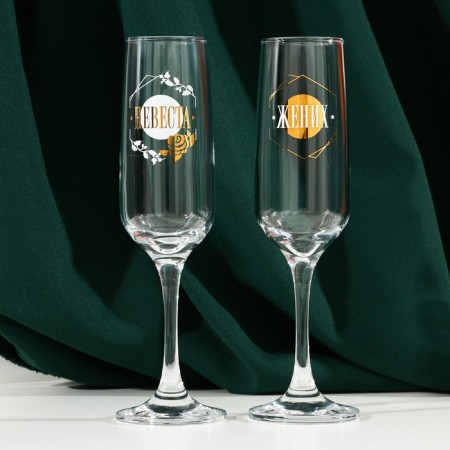 A set of champagne glasses “Bride and Bride”, 2 pieces, 200 ml, type of drawing: Decol-1