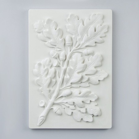 Gypsum figure ornament: oak branch, 34.5 x 50 x 4 cm
