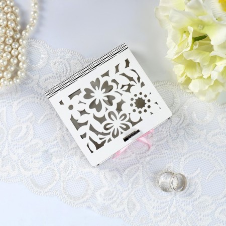 Casket for the ring "Flower", white, 10x9.5x2.6 cm-1