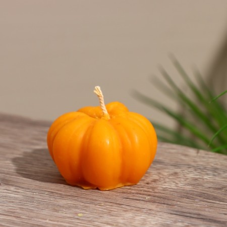 Candle "pumpkin" 4x4x4 cm, soy wax-1