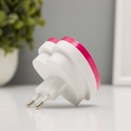 Ночник LED "Сердце" реагирует на темноту 6,5х6,5х2,5 см RISALUX-3