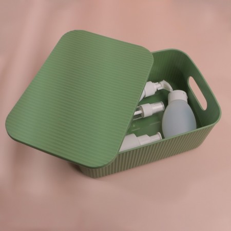 Organizer for storing cosmetic supplies, with a lid, 24 × 16.5 × 9.2 cm, color mix-1