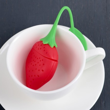 Toll for tea "Strawberries", 19 cm, red color-1
