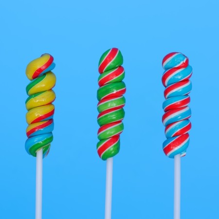 Caramel on the stick "Lizunets fruit twist" 15 g-4