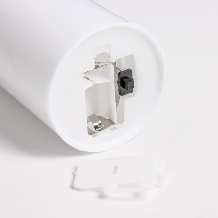 Night Plastic "Wax Candle" from CR2032X2 batteries 5.3x5.3x7.2 cm Risalux-4