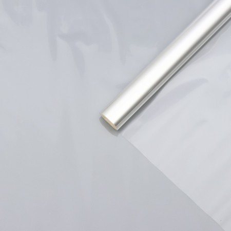 Flower film is a transparent 0.9 x 12.4 m, 400 g, 40 μm-1