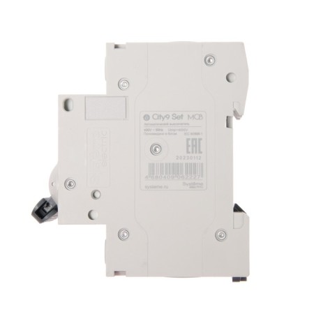 The circuit breaker SE CITY9 SET, C, 16 A, 2P, 4.5 KA, 230 V-3