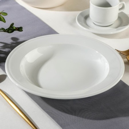 Deep porcelain plate Coral, 470 ml, d = 23 cm, white color