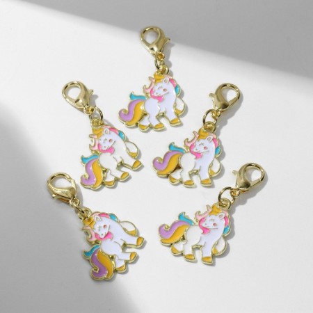Charm "Unicorn" luxurious, color in gold-1