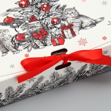 Box a gift New Year's folding double -sided "heat and comfort", 20 x 18 x 5 cm, new year-4