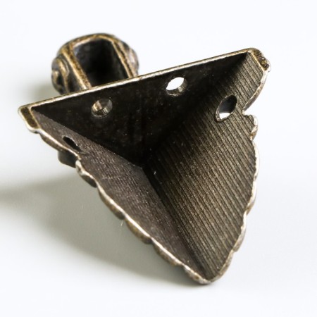 Corner (leg) for the "Old" casket 4.8x3.7 cm S-019-3